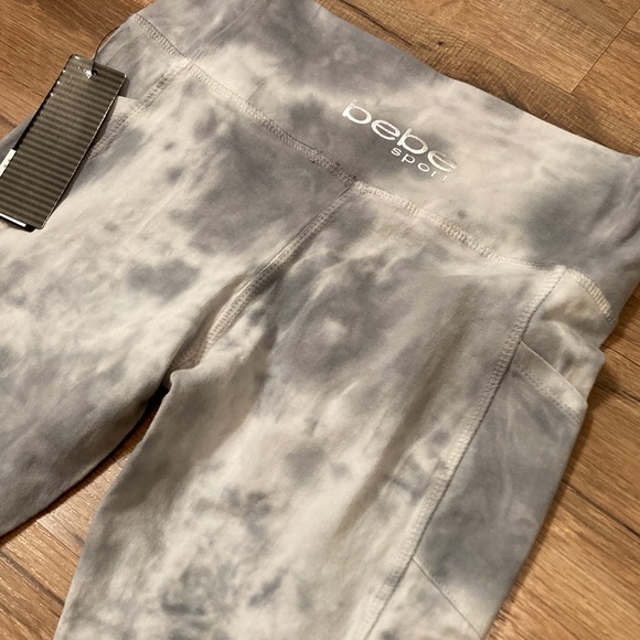 BeBe Sport | NWT Women’s Light Gray Tie Dye Cropped Leggings - Picture 5 of 6
